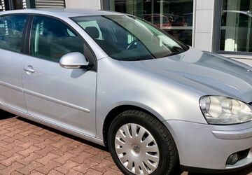 VW Golf 135.973 km 5.999 &euro; Halle/Saale 06118