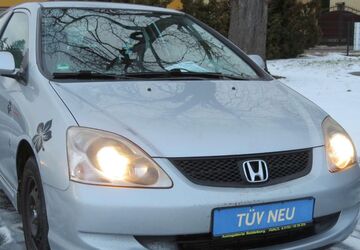 Honda Civic 140.900 km 2.440 &euro; Halle/ Saale 06116