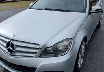 Mercedes-Benz 250 282.600 km 5.000 &euro; Halle 06110