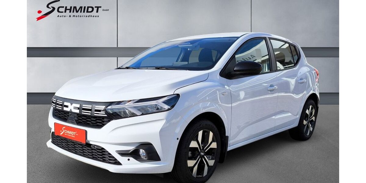 Dacia Sandero 13.178 km 15.990 &euro; Halle 06126