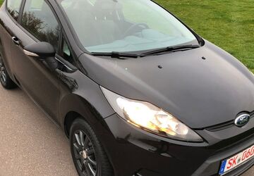 Ford Fiesta 79.000 km 4.399 &euro; HALLE 06116