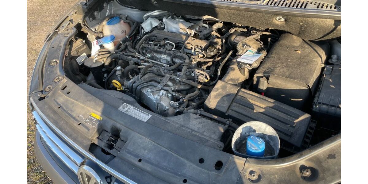 VW Caddy 88.431 km 20.000 &euro; Halle (Saale) 06116