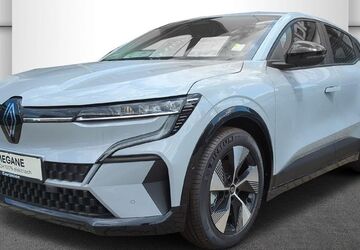 Renault Megane 4.000 km 32.995 &euro; Halle 06132