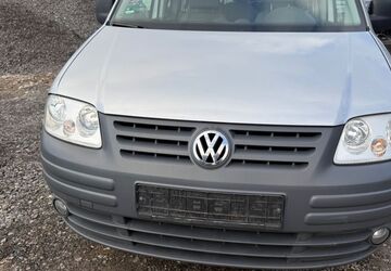 VW Caddy 257.000 km 3.499 &euro; Halle 06132