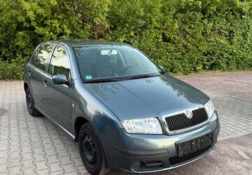 Skoda Fabia 106.000 km 1.700 &euro; Halle 06122
