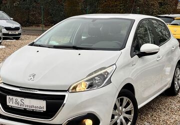 Peugeot 208 78.000 km 6.990 &euro; Bitterfeld-Wolfen 06766