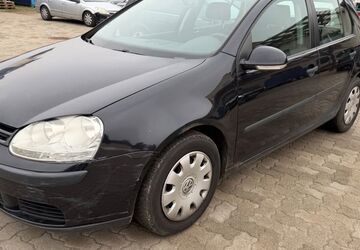 VW Golf 147.128 km 1.990 &euro; Glauzig 06369