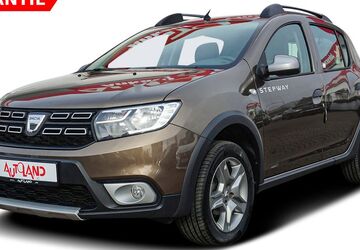 Dacia Sandero 29.520 km 13.950 &euro; Halle 06122