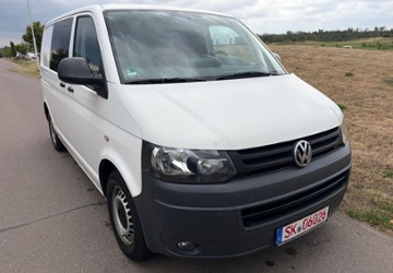 VW T5 Transporter 318.000 km 5.999 &euro; HALLE 06116