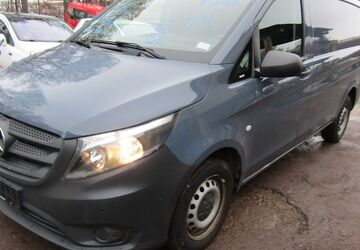 Mercedes-Benz Vito 113.477 km 8.990 &euro; Halle 06130