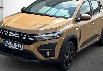 Dacia Sandero 5.000 km 19.995 &euro; Halle 06132