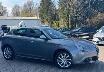 Alfa Romeo Giulietta 166.962 km 4.999 &euro; Zörbig bei Leipzig 06780