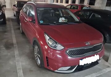 Kia Niro 105.000 km 14.300 &euro; Kabelsketal 06184