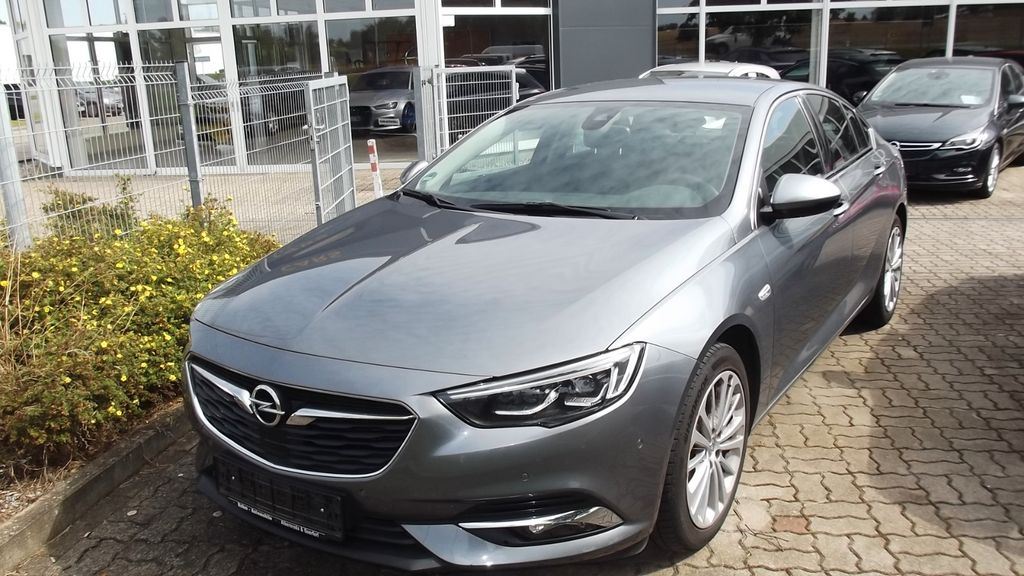 Opel Insignia 60.610 km 16.950 &euro; Querfurt 06268