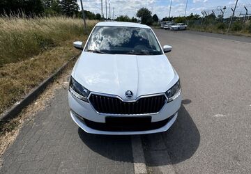 Skoda Fabia 68.906 km 10.200 &euro; Halle Saale 06116
