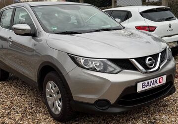 Nissan Qashqai 118.221 km 9.999 &euro; Bad Lauchstädt 06246