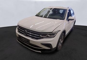 VW Tiguan 84.704 km 24.940 &euro; Köthen 06366