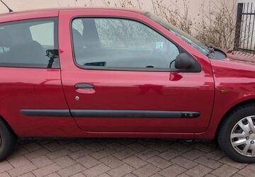 Renault Clio 73.000 km 3.100 &euro; Köthen 06366