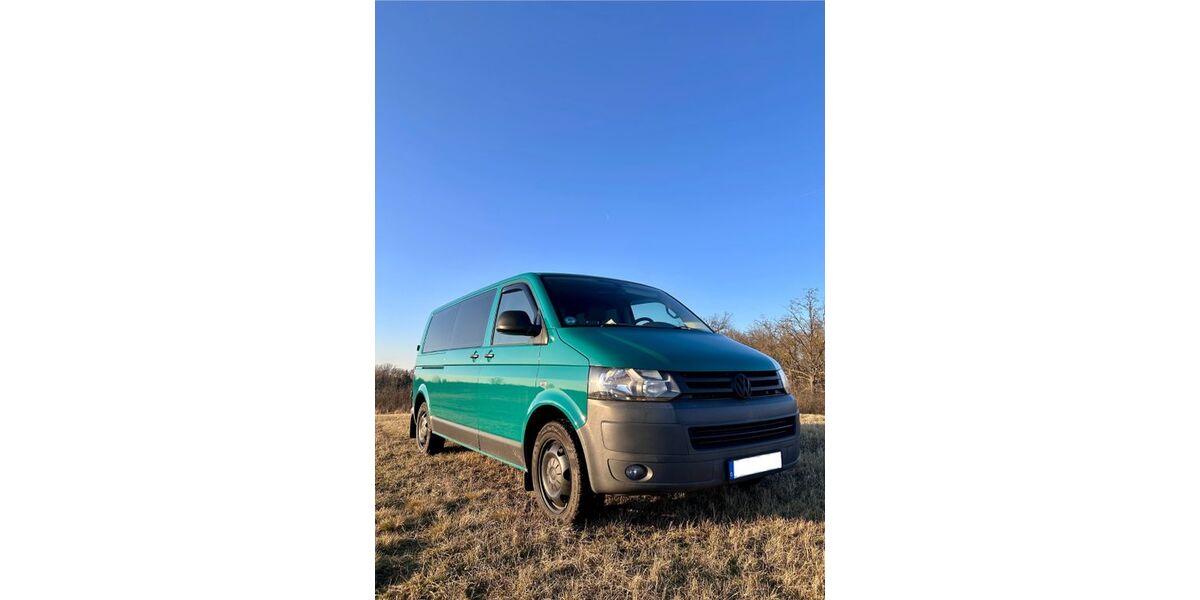 VW T5 Caravelle 291.000 km 13.500 &euro; Halle 06120