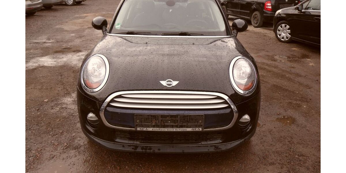 Mini Cooper D 178.851 km 4.650 &euro; Eisleben 06295