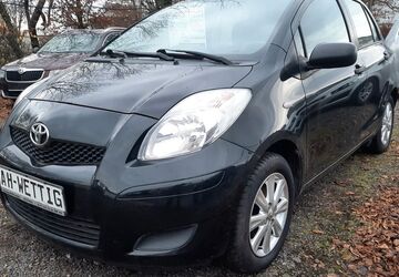 Toyota Yaris 134.700 km 3.999 &euro; Köthen 06366