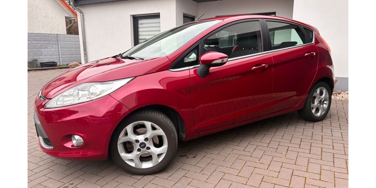 Ford Fiesta 102.501 km 3.990 &euro; Schkeuditz 04435