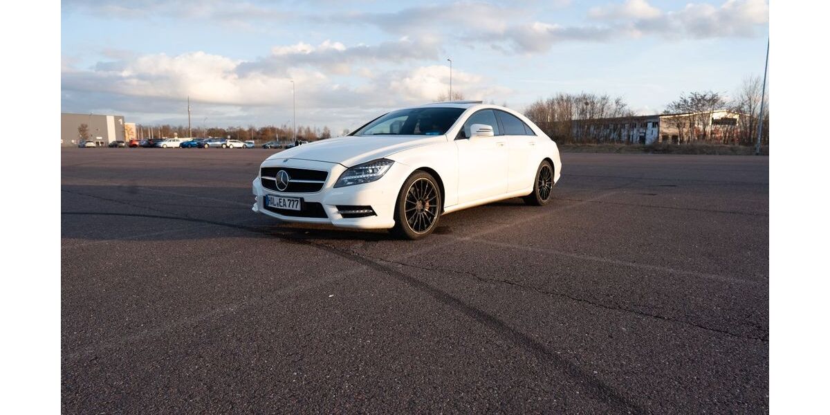 Mercedes-Benz CLS 350 372.000 km 14.999 &euro; Halle (Saale) 06108