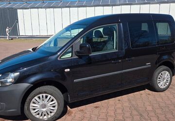 VW Caddy 172.015 km 9.600 &euro; Halle/S. 06132