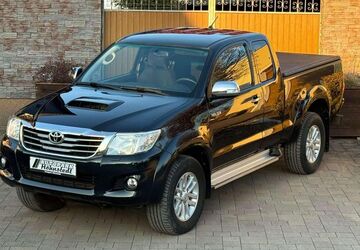Toyota Hilux 169.943 km 23.499 &euro; Salzatal 06198
