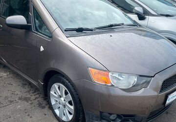 Mitsubishi Colt 136.898 km 3.999 &euro; Leuna 06237