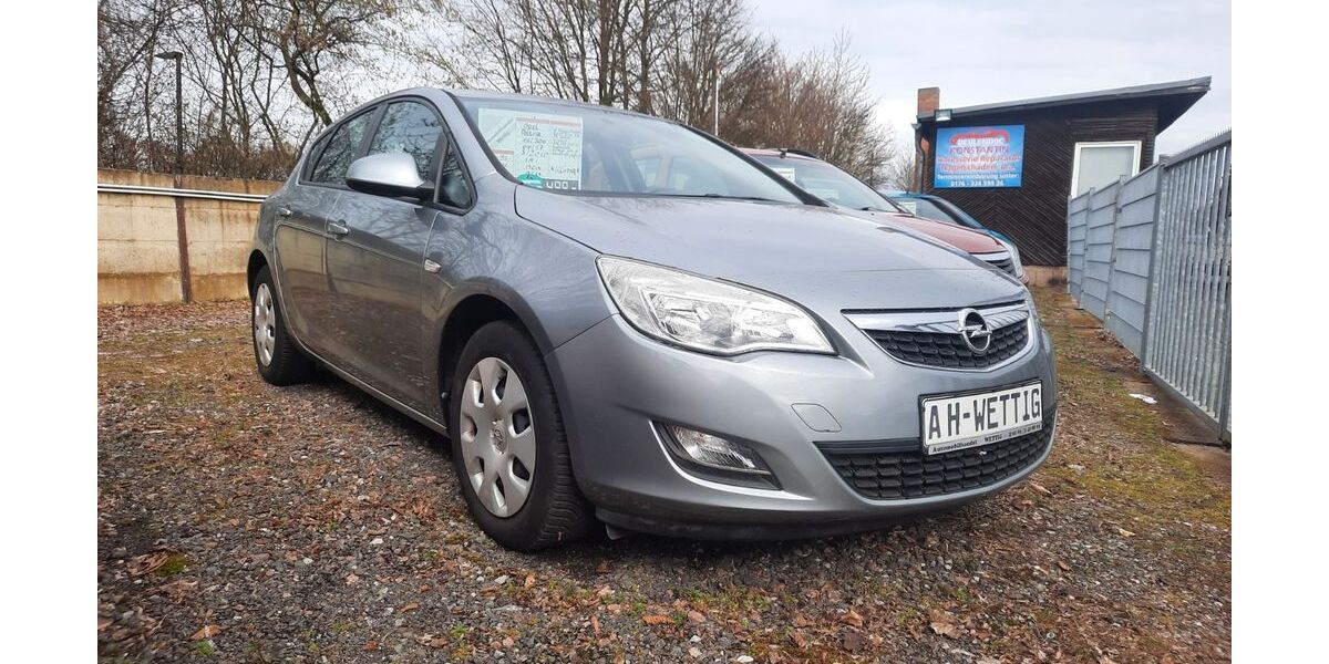Opel Astra 112.300 km 5.499 &euro; Köthen 06366