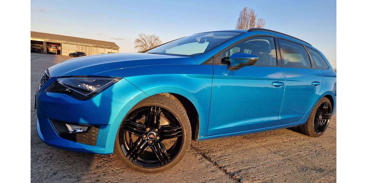 Seat Leon 127.900 km 12.200 &euro; Merseburg, Stadt 06217