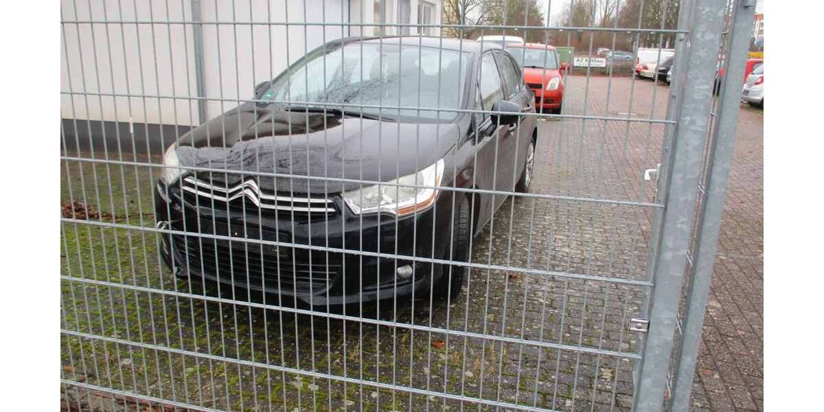 Citroen C4 180.000 km 2.500 &euro; Köthen 06366