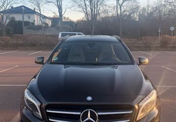 Mercedes-Benz GLA 180 160.000 km 14.200 &euro; Halle (Saale) 06110