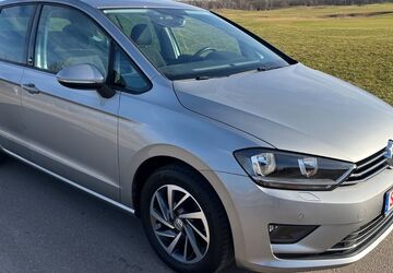 VW Golf 83.000 km 13.499 &euro; HALLE 06116
