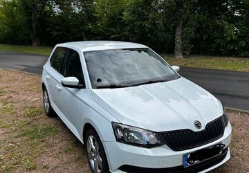 Skoda Fabia 58.000 km 8.999 &euro; Salzatal 06198
