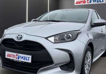 Toyota Yaris 8.280 km 16.990 &euro; Sandersdorf-Brehna 06796