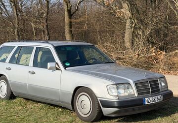 Mercedes-Benz E 220 376.000 km 3.600 &euro; Halle 06132