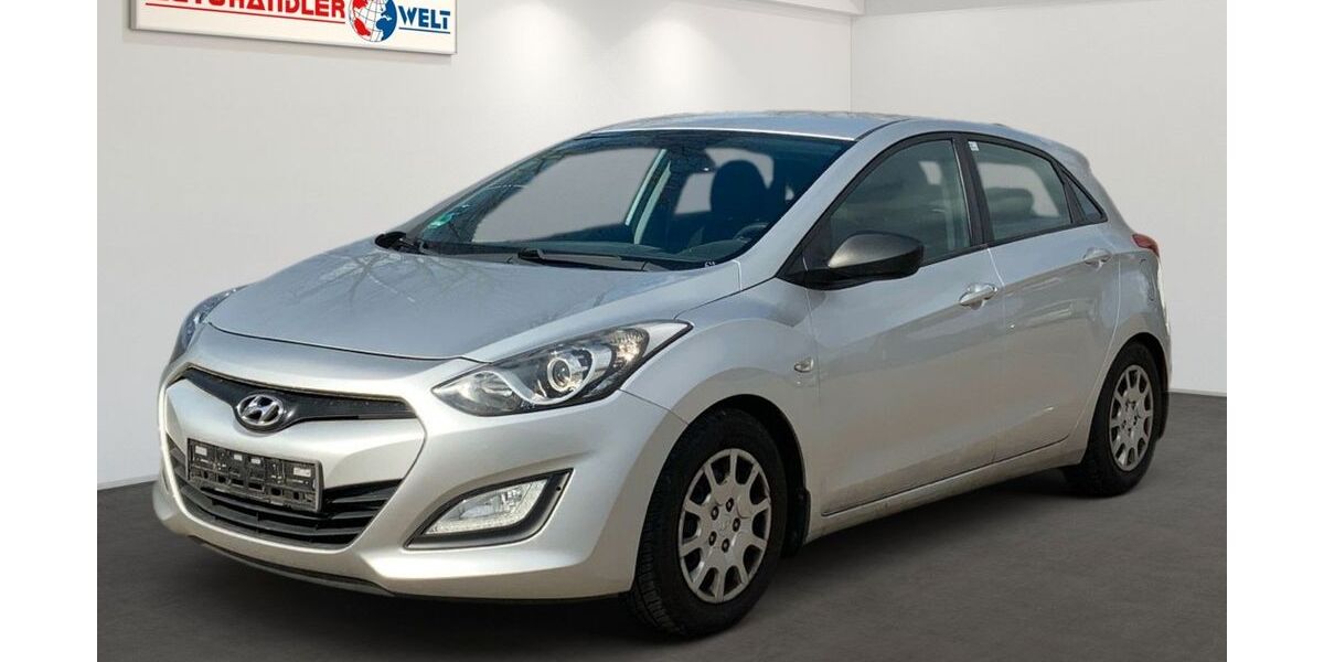 Hyundai i30 100.128 km 4.999 &euro; Brehna 06796
