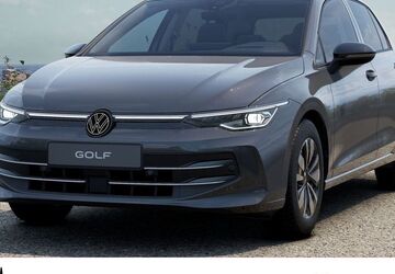 VW Golf 8.900 km 31.820 &euro; Halle (Saale) 06110