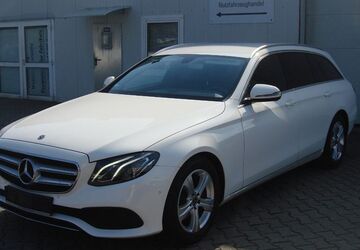 Mercedes-Benz E 220 184.000 km 16.950 &euro; Halle ( Saale ) 06116