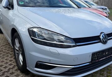 VW Golf 105.000 km 11.999 &euro; Halle-Neustadt 06124