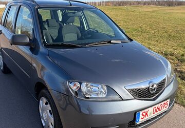 Mazda 2 49.000 km 2.999 &euro; HALLE 06116