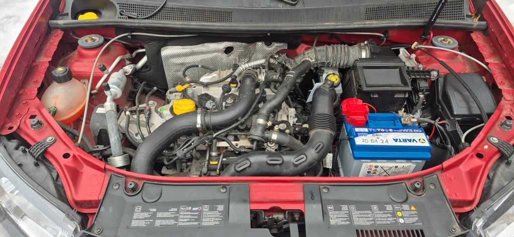 Dacia Sandero 55.000 km 5.950 &euro; Wünsch 06255