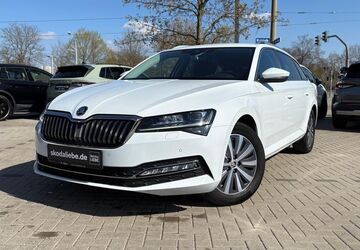 Skoda Superb 44.355 km 29.490 &euro; Halle (Saale) 06126