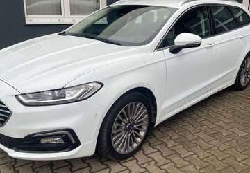 Ford Mondeo 46.998 km 23.899 &euro; Leuna 06237