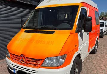 Mercedes-Benz Sprinter 139.700 km 8.800 &euro; Schkopau 06258