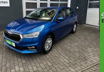 Skoda Fabia 1.124 km 17.700 &euro; Halle / Saale 06120