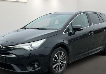 Toyota Avensis 106.809 km 9.999 &euro; Brehna 06796