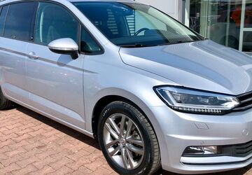 VW Touran 178.936 km 14.999 &euro; Halle/Saale 06118